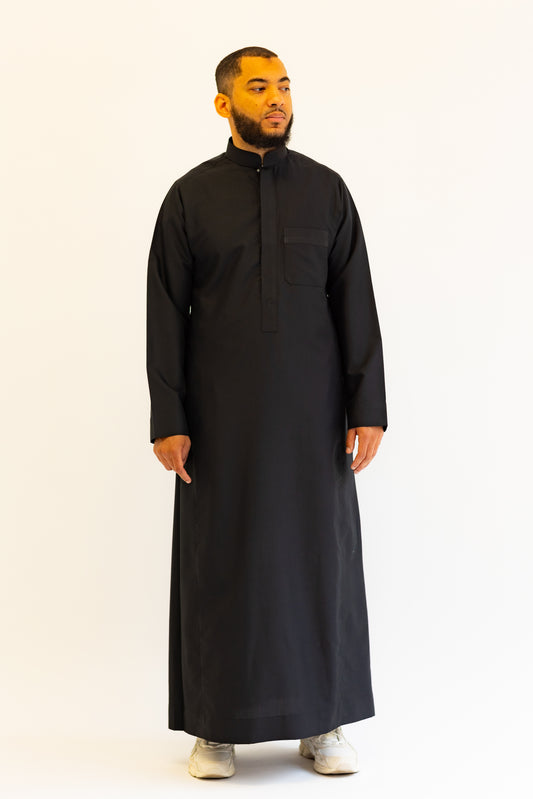 Black Saudi Collared Thobe